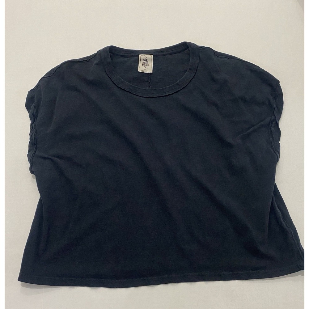 Free People We The Free Size Semi Crop Boxy Tee Shirt Blue. Small